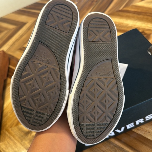 Convers - Picture 5 of 9